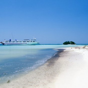 Cruise ships stop in Belize on longer journeys that include more stops.