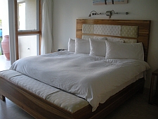 The Phoenix Resort Hotel Bed